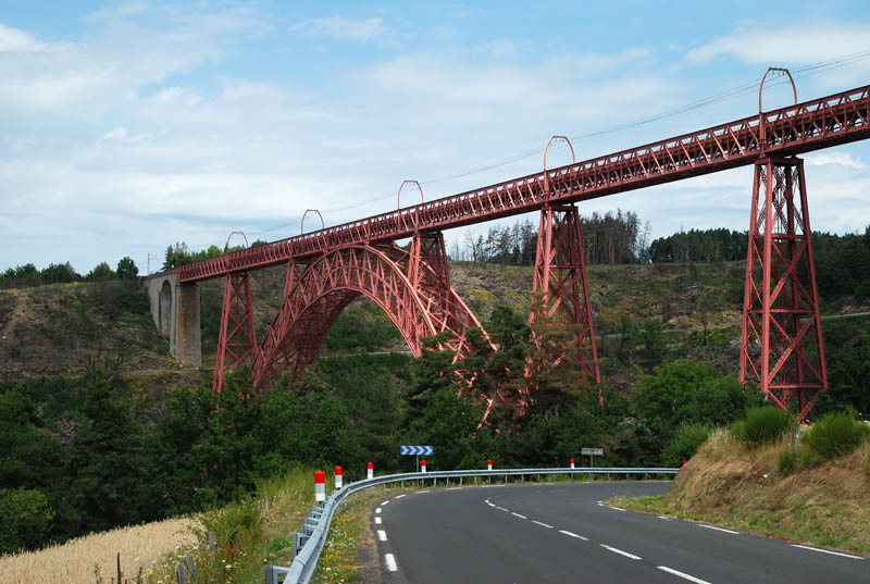 ਨ Garabit Viaduct Secret World