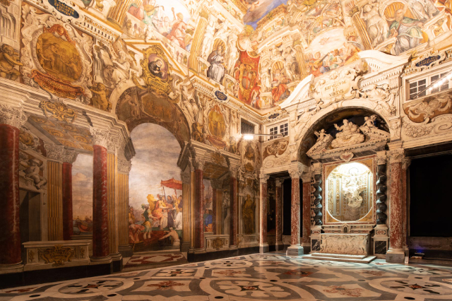 Дзева Марыя Каралева Генуі - Palazzo Ducale | Secret World Trip Planner