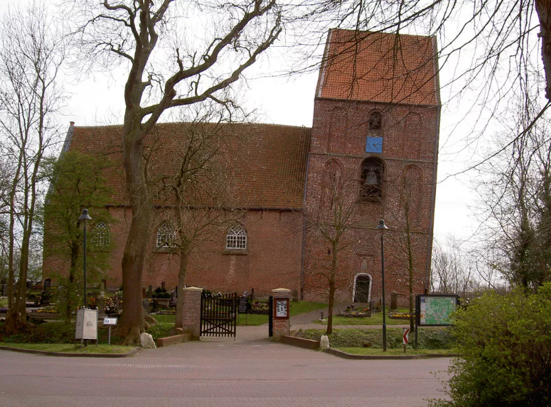 La torre inclinada de Suurhusen
