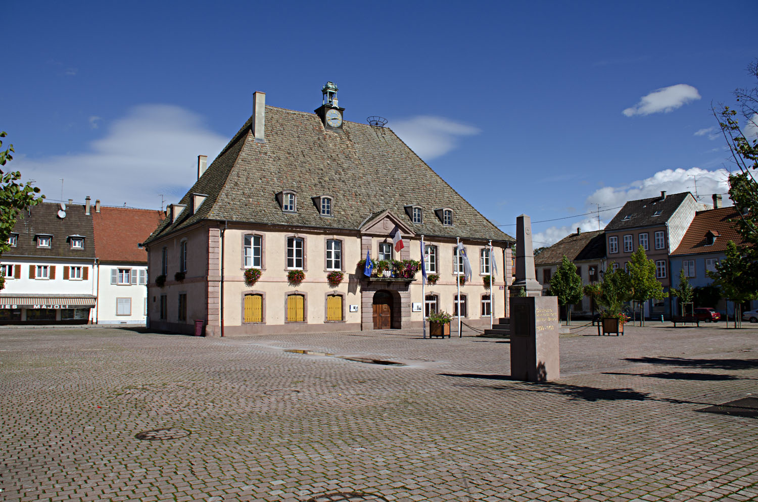 Neuf -