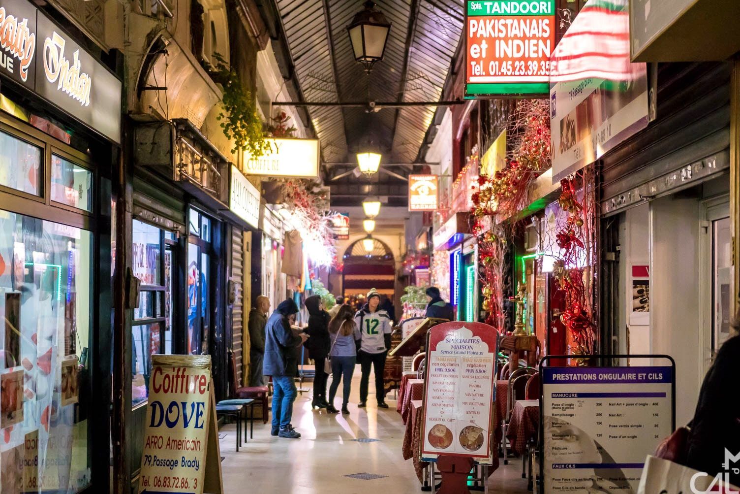 هند در پاریس! پاساژ بردی - Paris | Secret World Trip Planner