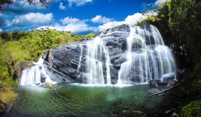 شلالات بيكر - Baker's Falls Rd | Secret World Trip Planner