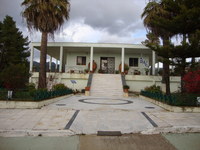 Museo Arqueológico de Chora - Kiparissia | Secret World Trip Planner