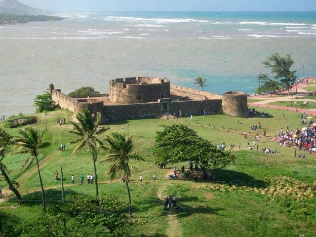 San Felipe ခံတပ် - Puerto Plata | Secret World Trip Planner