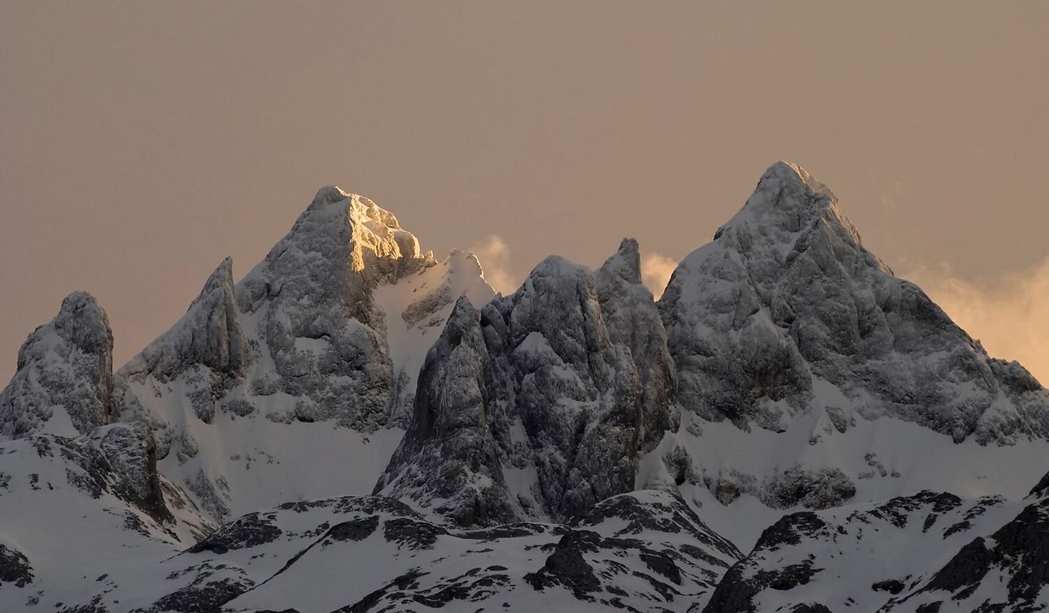 피코 드 유로파 - 33554 | Secret World Trip Planner