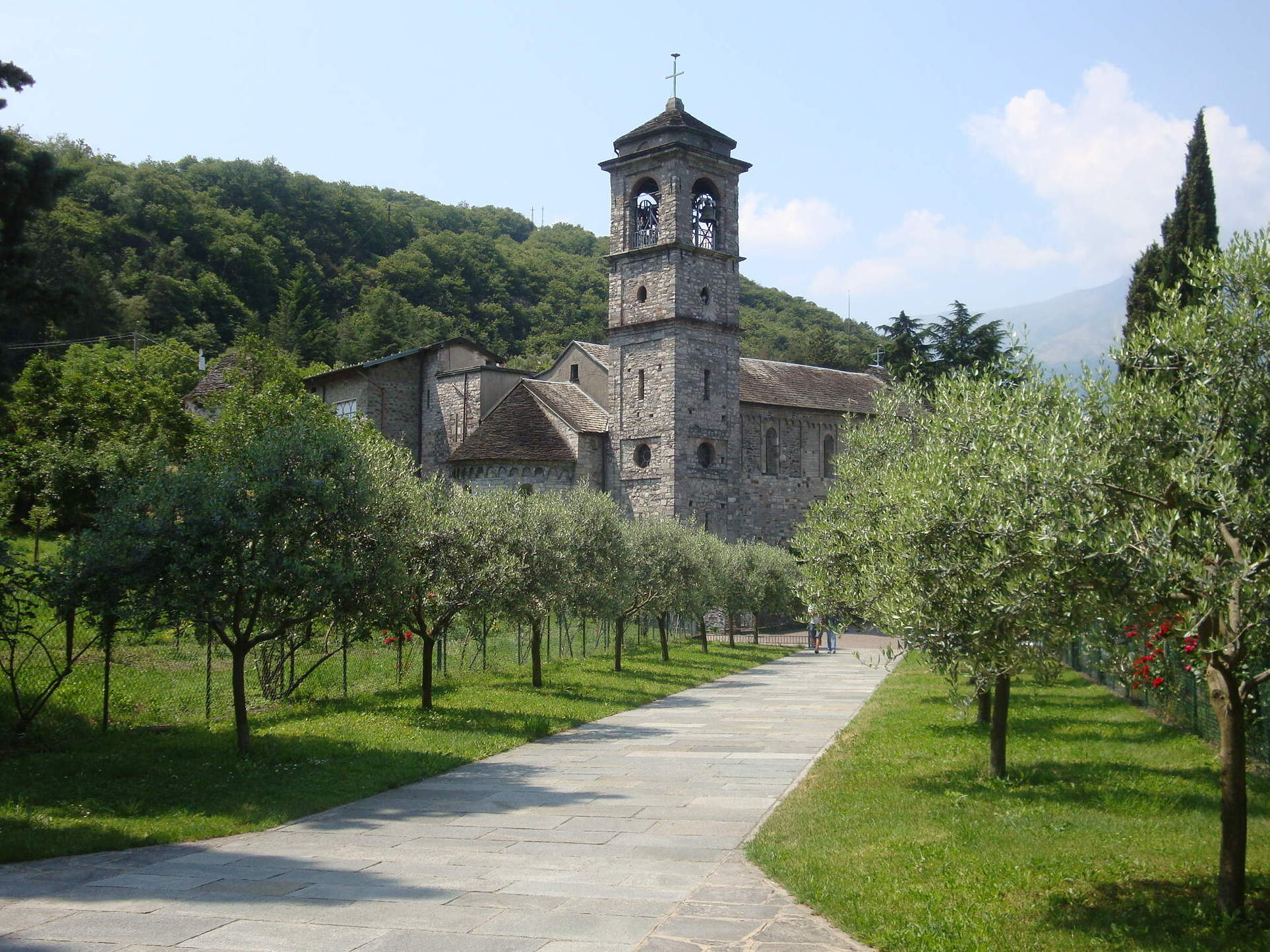 Kloster af Piona - Piona | Secret World Trip Planner