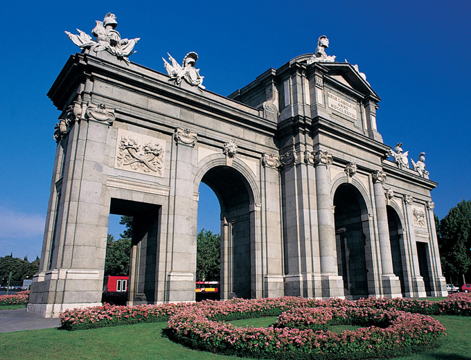 Puerta டி Alcalá