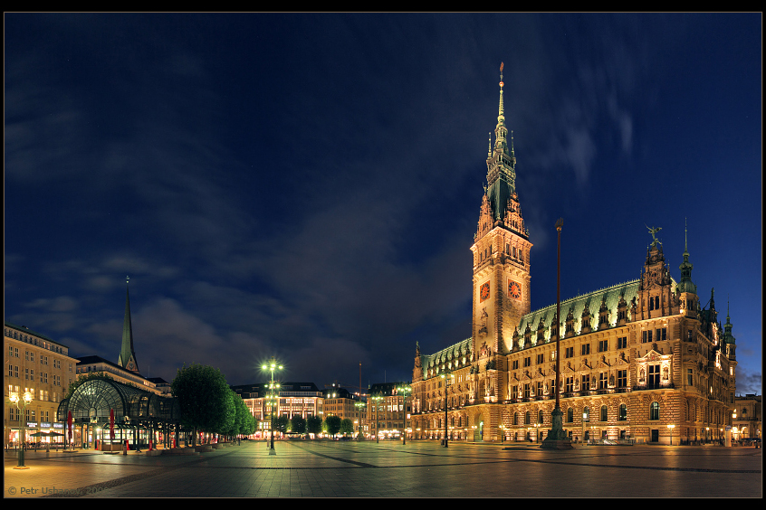 Hamburg Town Hall - Hamburg | Secret World Trip Planner