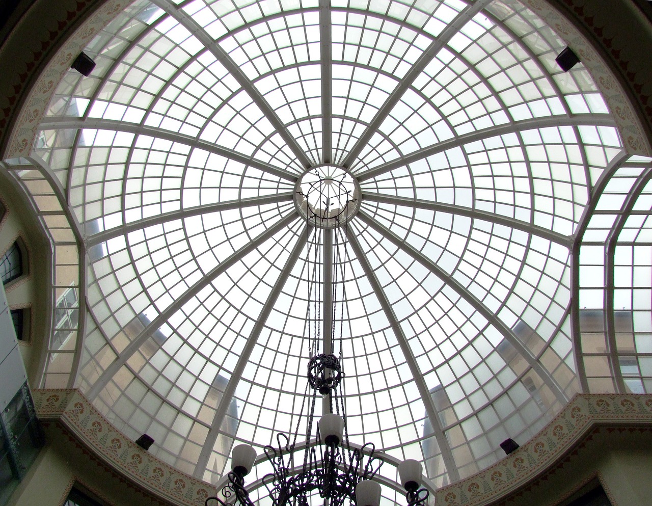 Romania: Oradea dan Art Nouveau - Oradea | Secret World Trip Planner