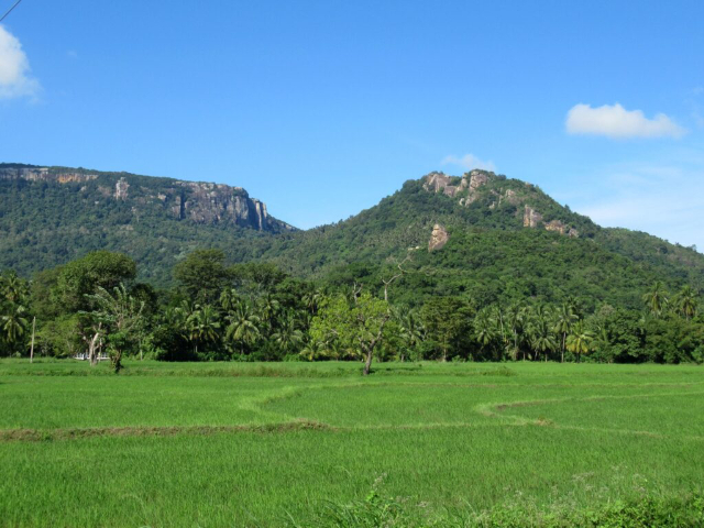 Dolukanda mendilerroa - Dolukanda | Secret World Trip Planner