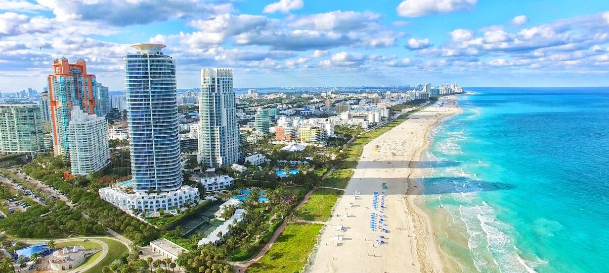 迈阿密皇冠上的宝石无疑是南海滩 - Miami Beach | Secret World Trip Planner