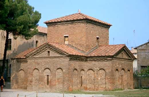 Mausoleul din Gallia Placidia - Ravenna | Secret World Trip Planner