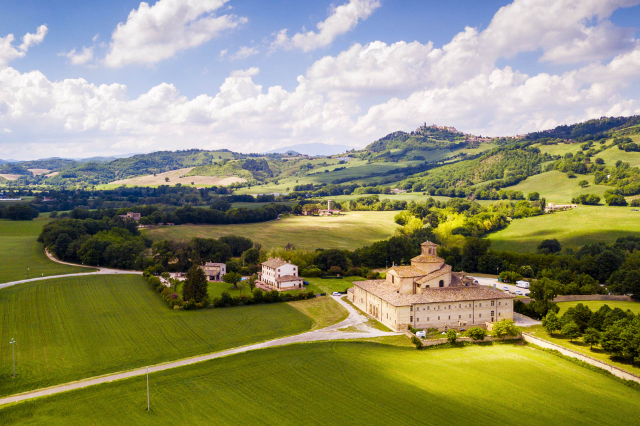 ສົນທິສັນຍາຂອງ San Giovanni Battista ຢູ່ Barco Ducale - Località Porta Parco | Secret World Trip Planner