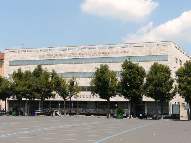 O mosaico do edificio de correos - Alessandria | Secret World Trip Planner