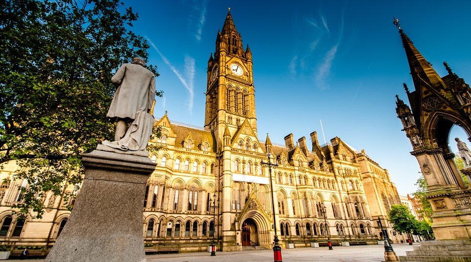 曼彻斯特市政厅，一个必须看到的曼彻斯特市，考虑 - 20 Albert Square | Secret World Trip Planner