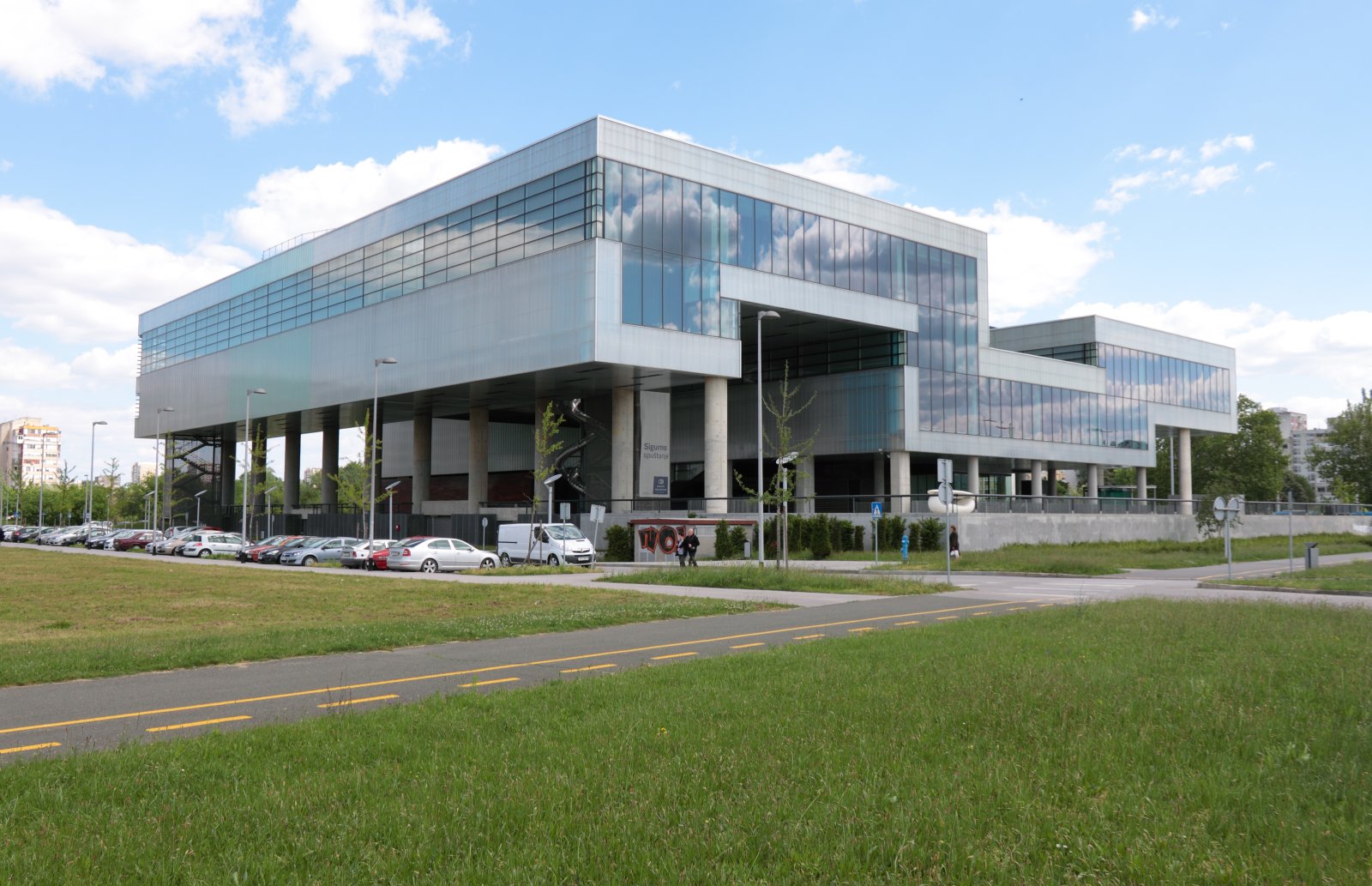 萨格勒布当代艺术博物馆 - Zagreb | Secret World Trip Planner