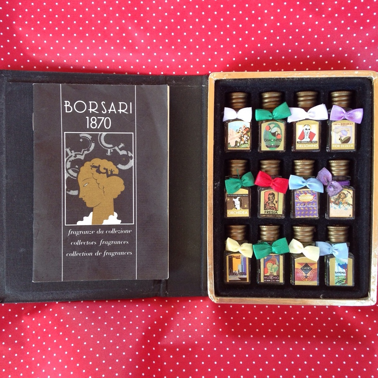 Koleksi Borsari 1870 - Parma | Secret World Trip Planner