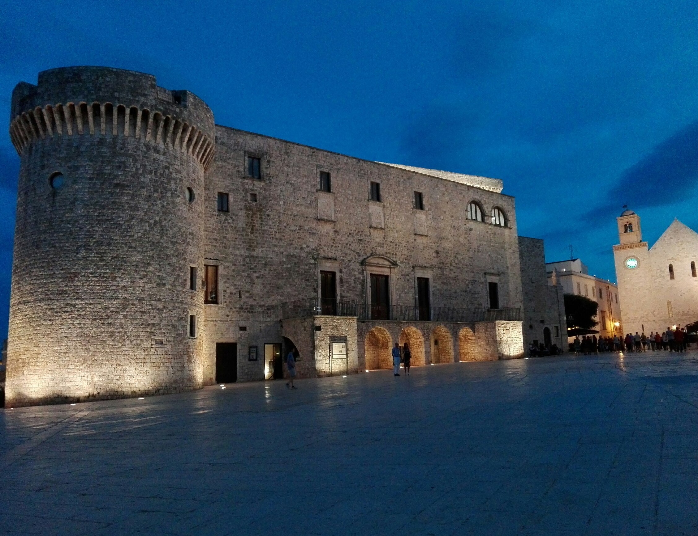 מוט מוזיאון של Conversano - Conversano | Secret World Trip Planner