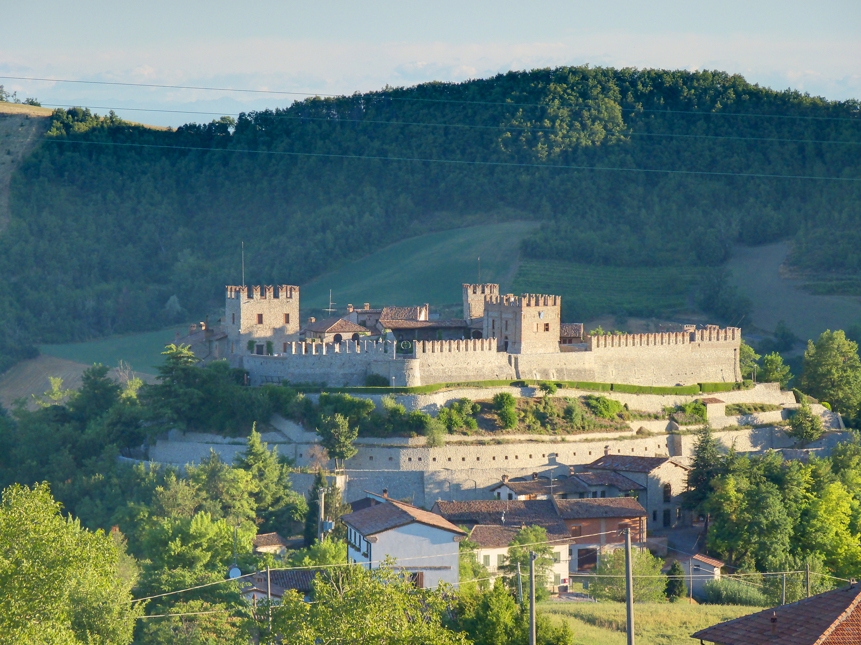 Montesegale Castle