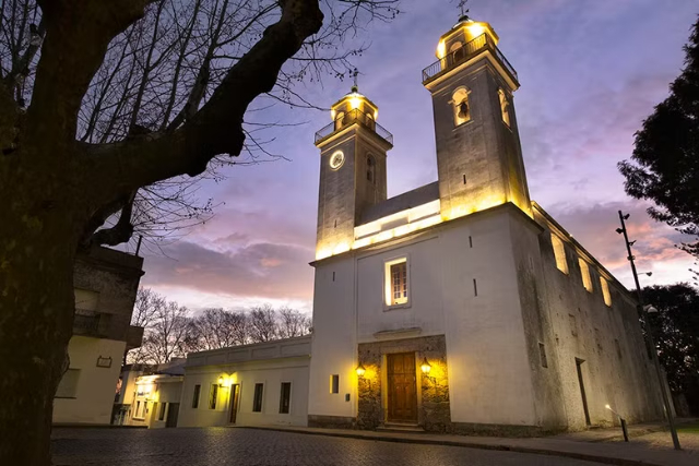 ચર્ચ ઓફ ધ બ્લેસિડ સેક્રેમેન્ટ - Colonia Del Sacramento | Secret World Trip Planner