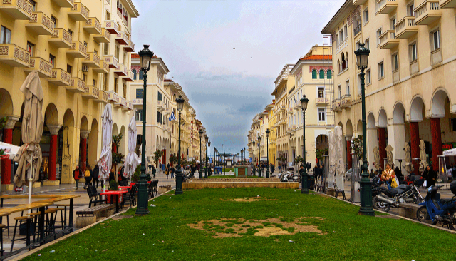 Aristoteles-pladsen - Thessaloniki | Secret World Trip Planner