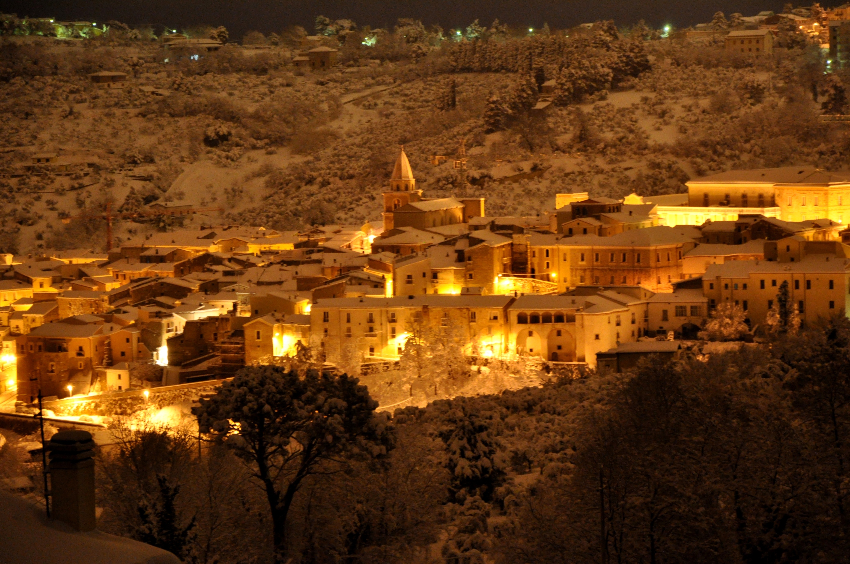 Larino in rimska izkopavanja - Larino | Secret World Trip Planner