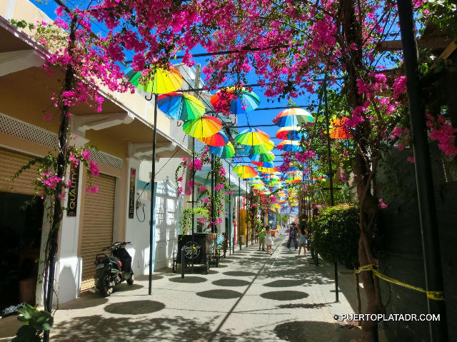 خیابان چتر - Puerto Plata | Secret World Trip Planner