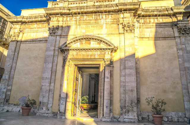 சான் பிலிப்போ அப்போஸ்டோலோ தேவாலயம் - Siracusa | Secret World Trip Planner