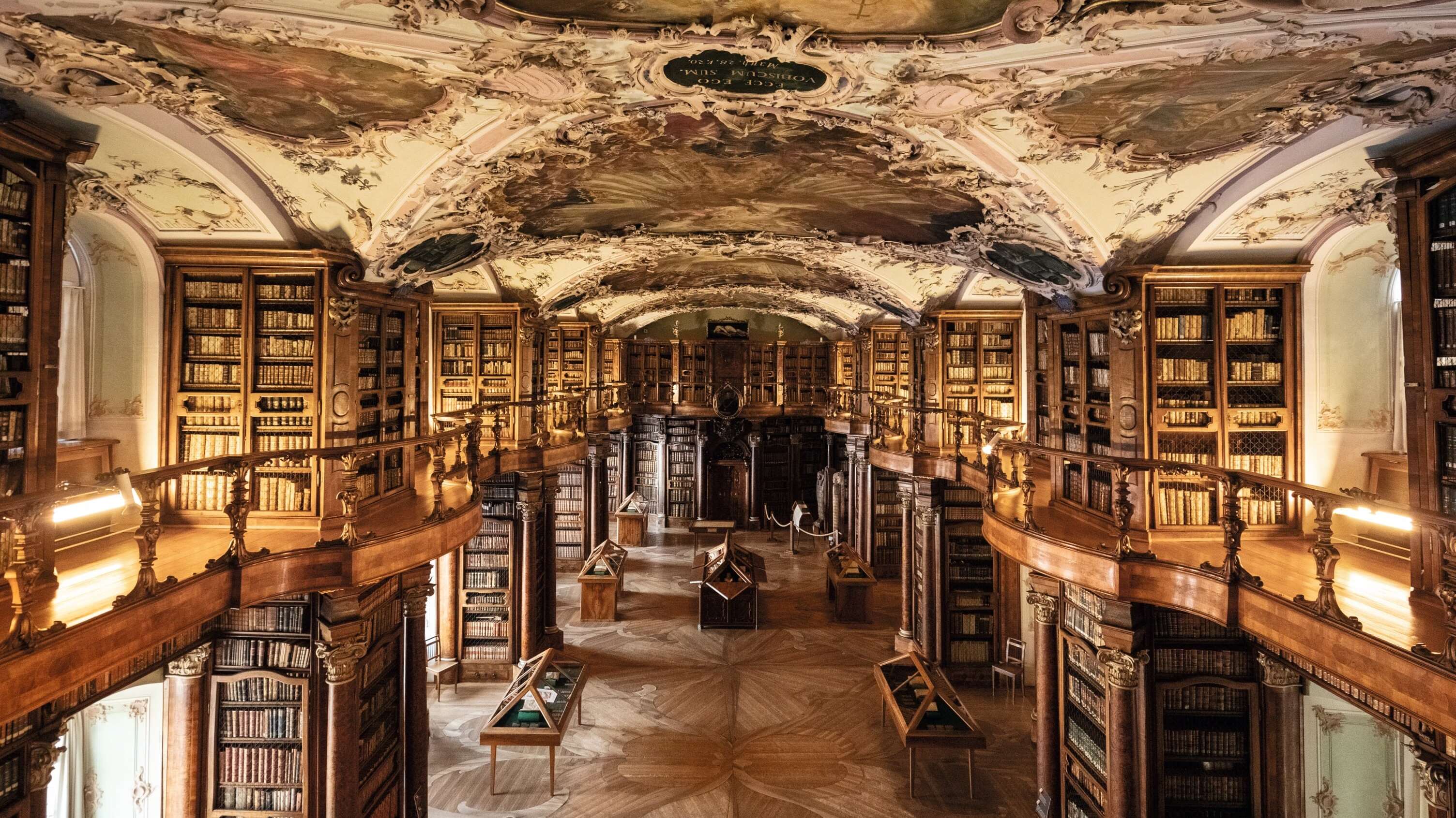 St. Gallen Abbey Bibliotēka - St. Gallen | Secret World Trip Planner