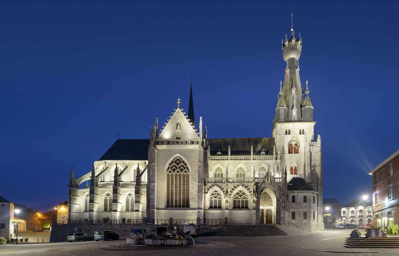 圣马特内大教堂 - Walcourt | Secret World Trip Planner