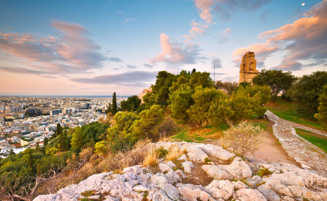 Ronige Philopappose mäele - Athina | Secret World Trip Planner