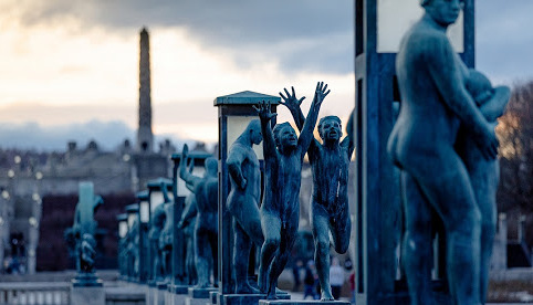 Park Skulptura Oslo | Vigeland  - Nobels gate 32 | Secret World Trip Planner