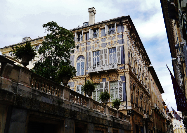 Palazzo Podestà และสวนสวย - Genova | Secret World Trip Planner