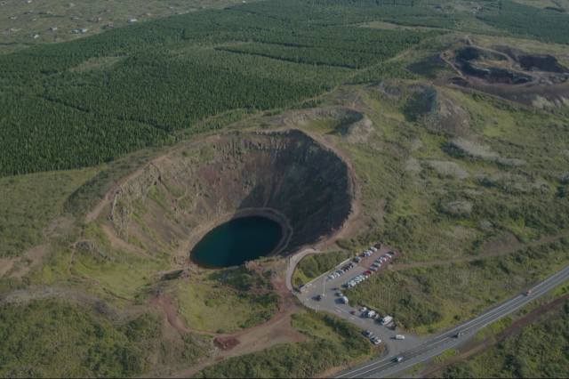 Kerida krātera ezers, Islande: Krāsu un ģeoloģisko brīnumu simfonija - Klausturholar | Secret World Trip Planner