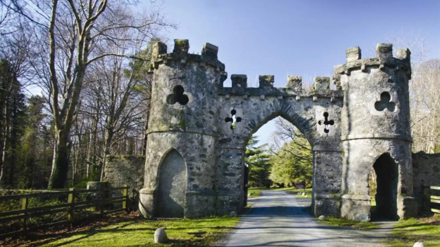 Parc forestier de Tollymore - Bryansford Rd | Secret World Trip Planner