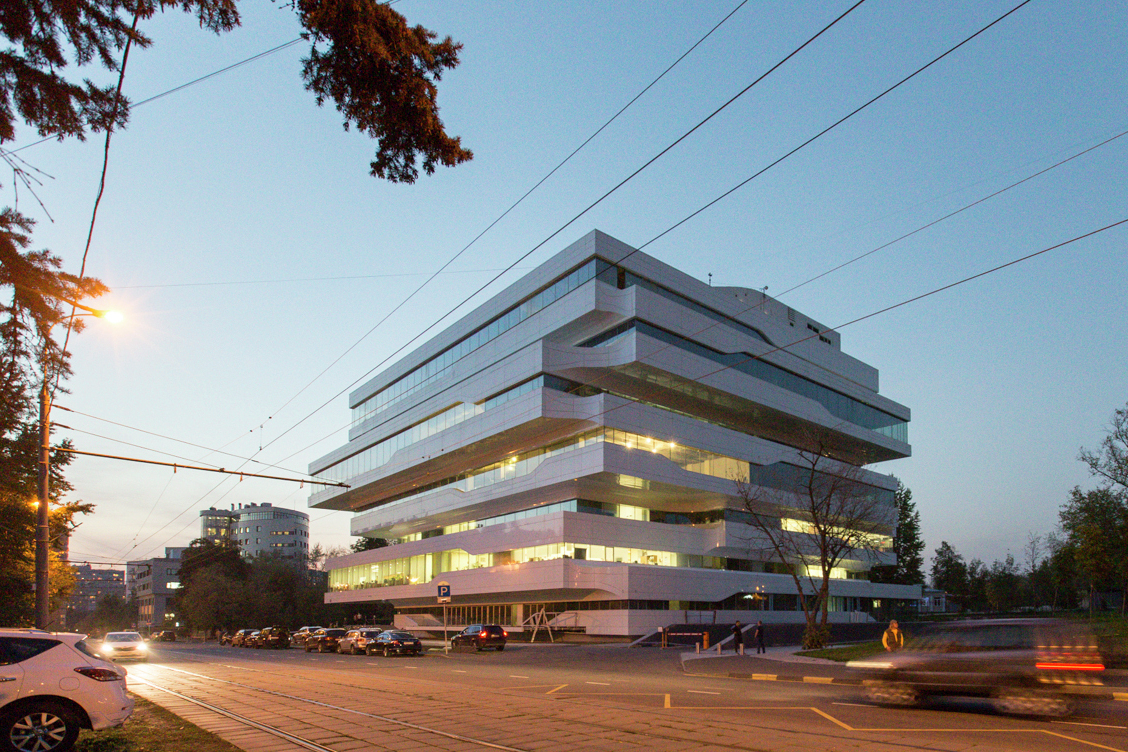 Zaha Hadid: Domini Edifici d'Oficines a Moscou - Moskva | Secret World Trip Planner