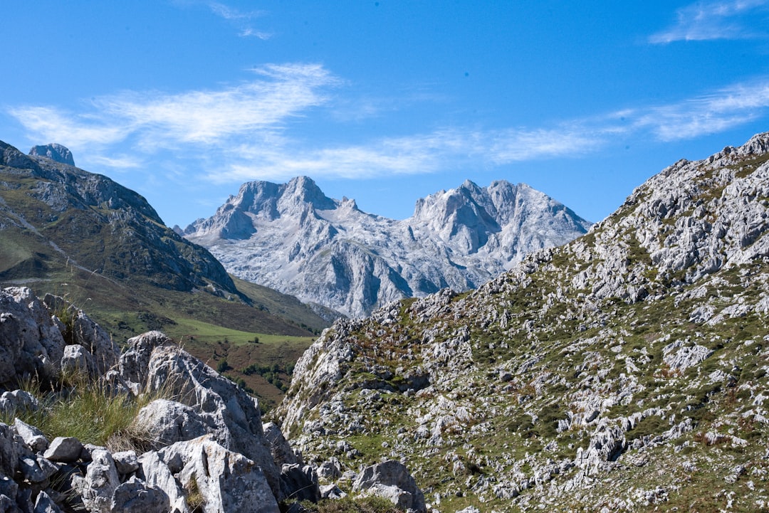 I Picos de Europa e La cima del Naranjo De Bulnes - 33554 | Secret World Trip Planner