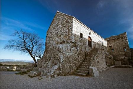 Ιερό του Monrupino - Col | Secret World Trip Planner