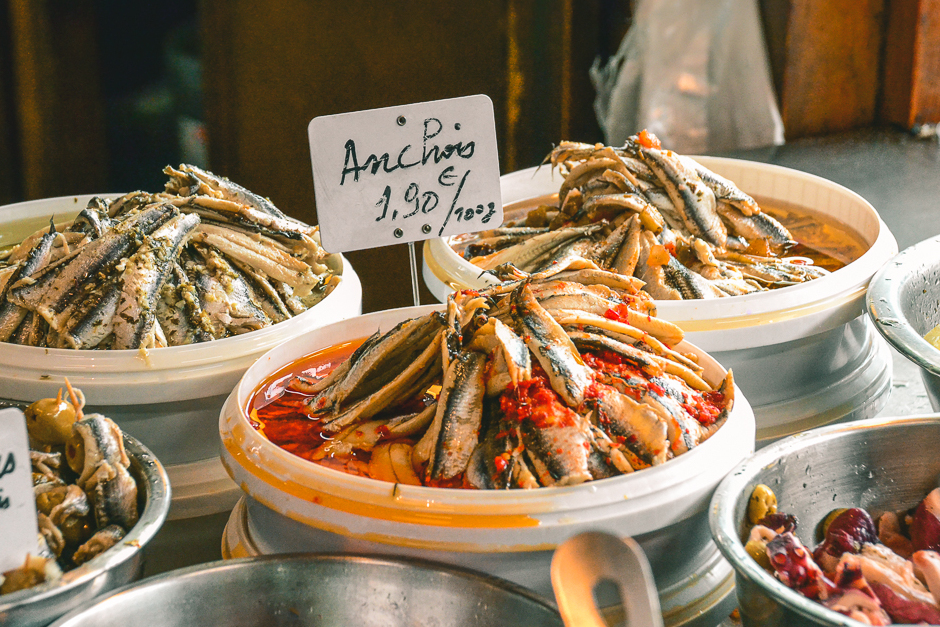 Bordeaux: The Marché des Capucins - Bordeaux | Secret World Trip Planner