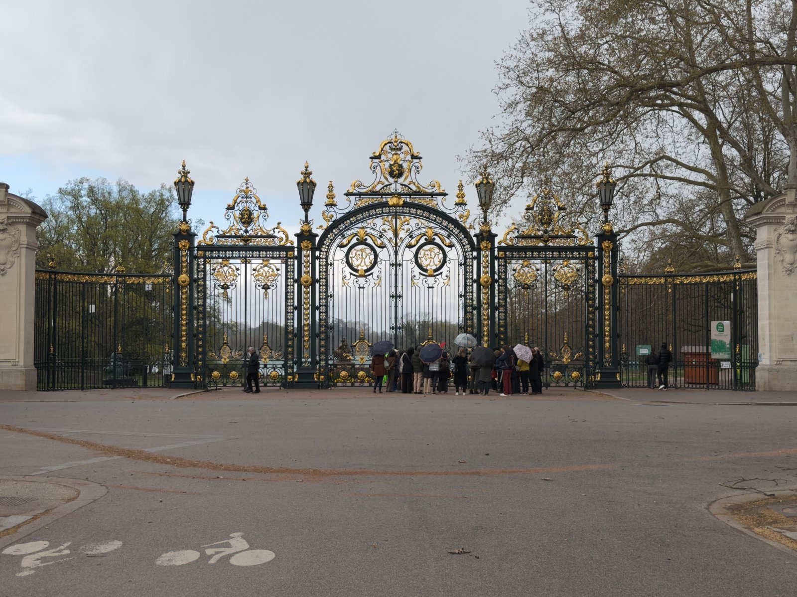 Við Tête d ' or Park í Lyon - Lione | Secret World Trip Planner