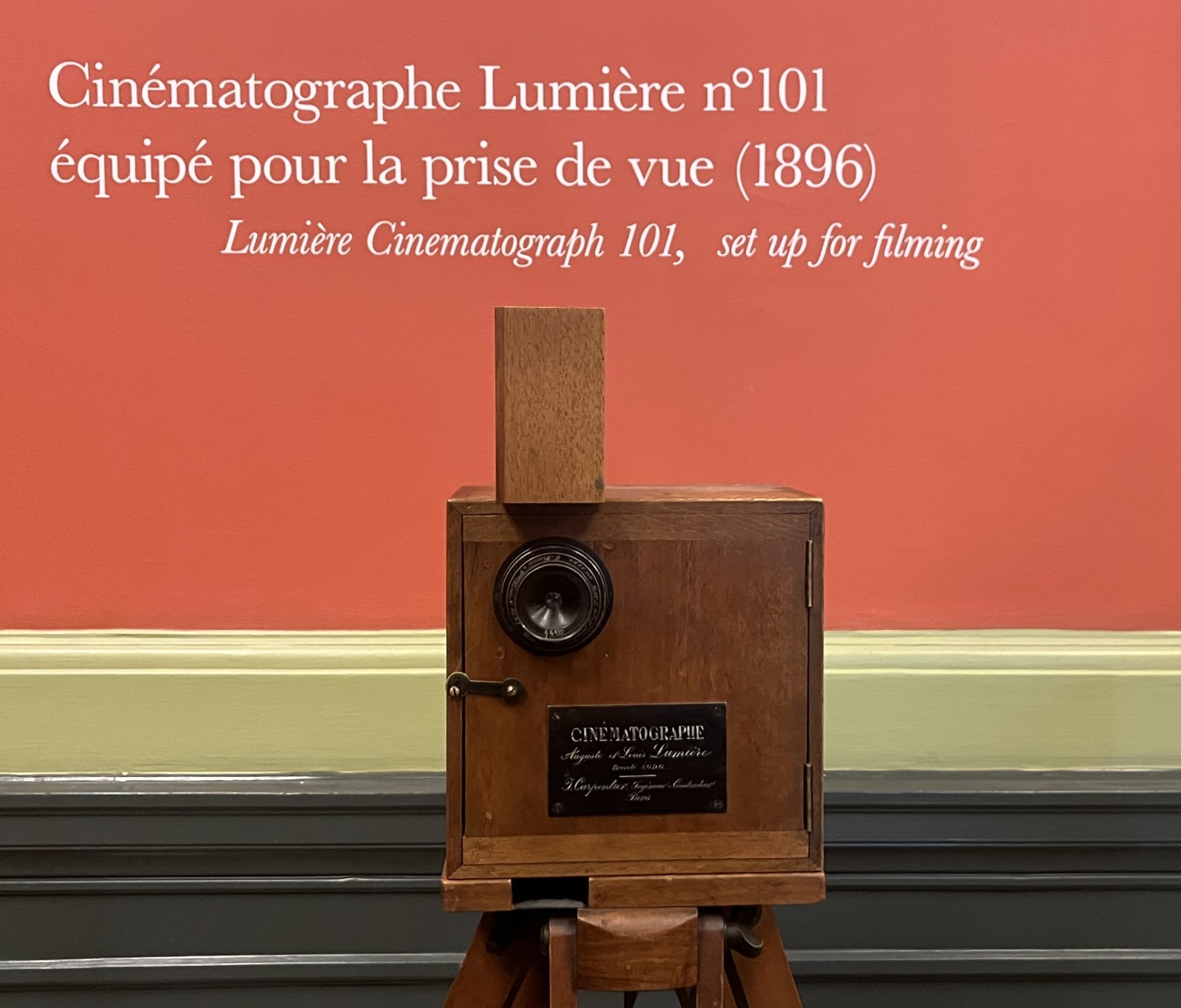 Ing Lumière Institute lan asal Wayang - Lyon | Secret World Trip Planner