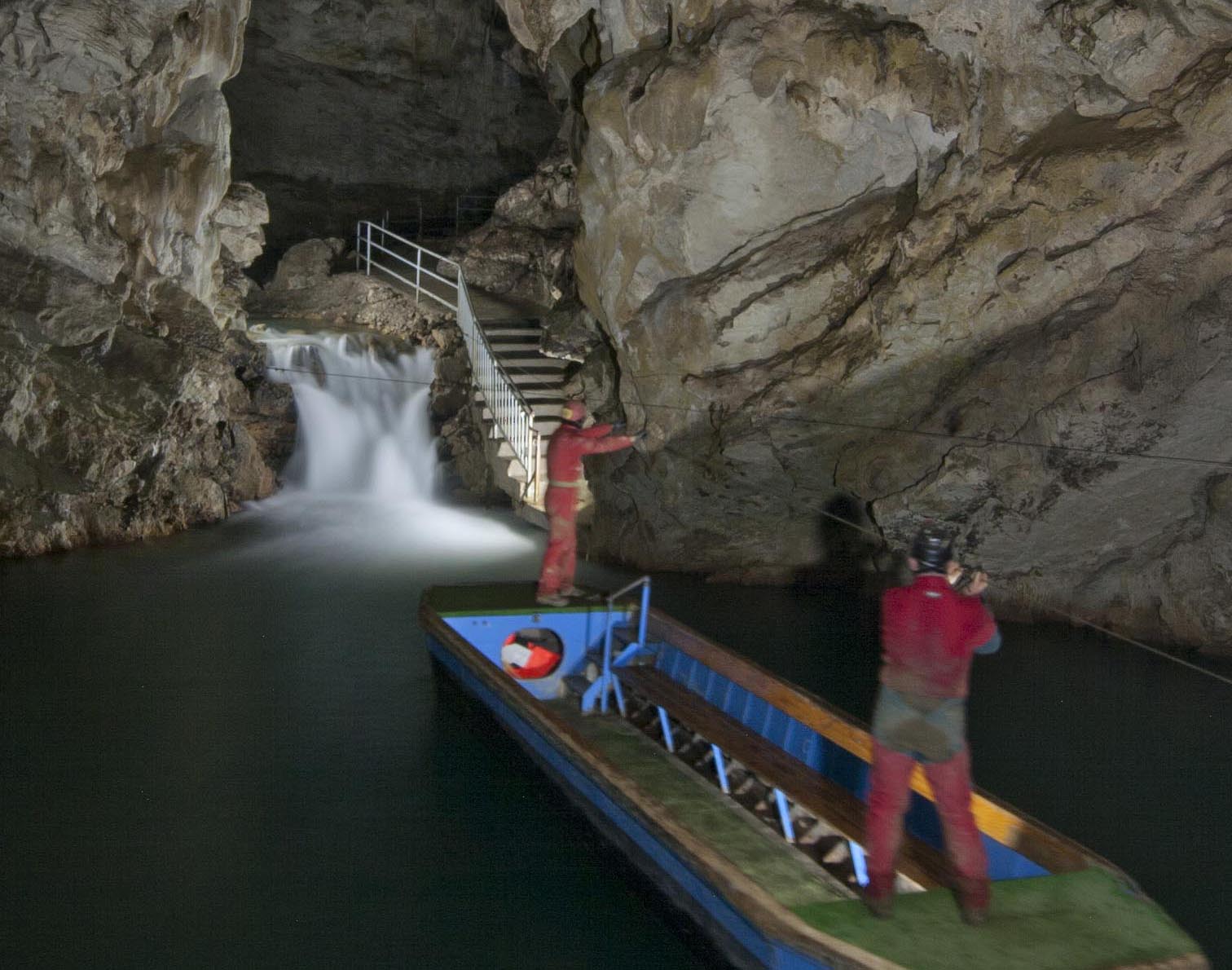 Gua-gua di Pertosa - Pertosa | Secret World Trip Planner