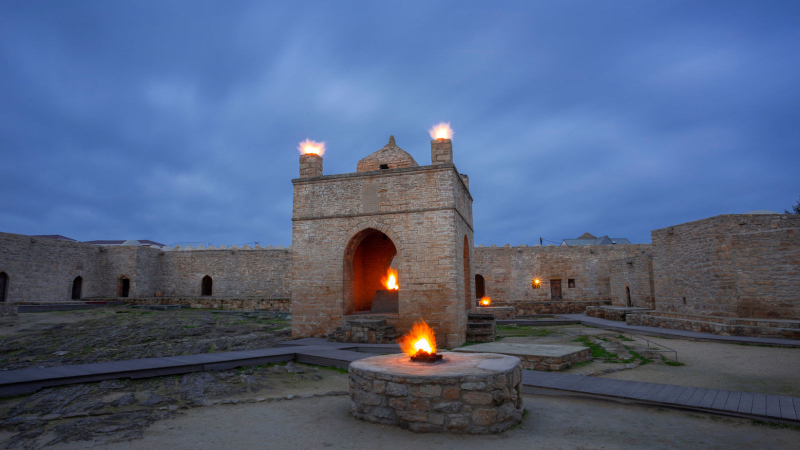 Ateshgah, el templo del fuego de Bakú