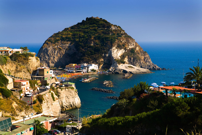 Ngôi làng đẹp như tranh vẽ Sant'Angelo d'Ischia