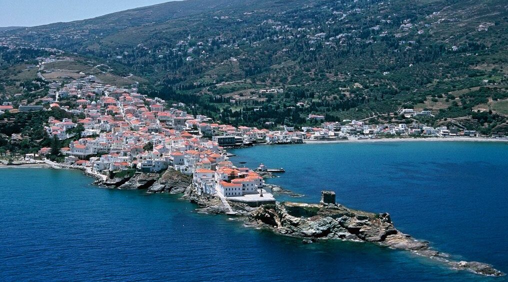 Chora, inima lui Andros în Ciclade - Chora Andros | Secret World Trip Planner