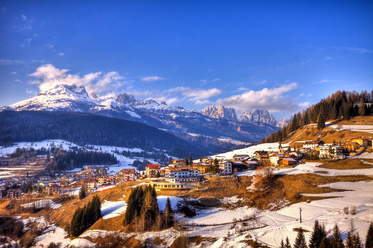 Moena a svetlá Val di Fassa