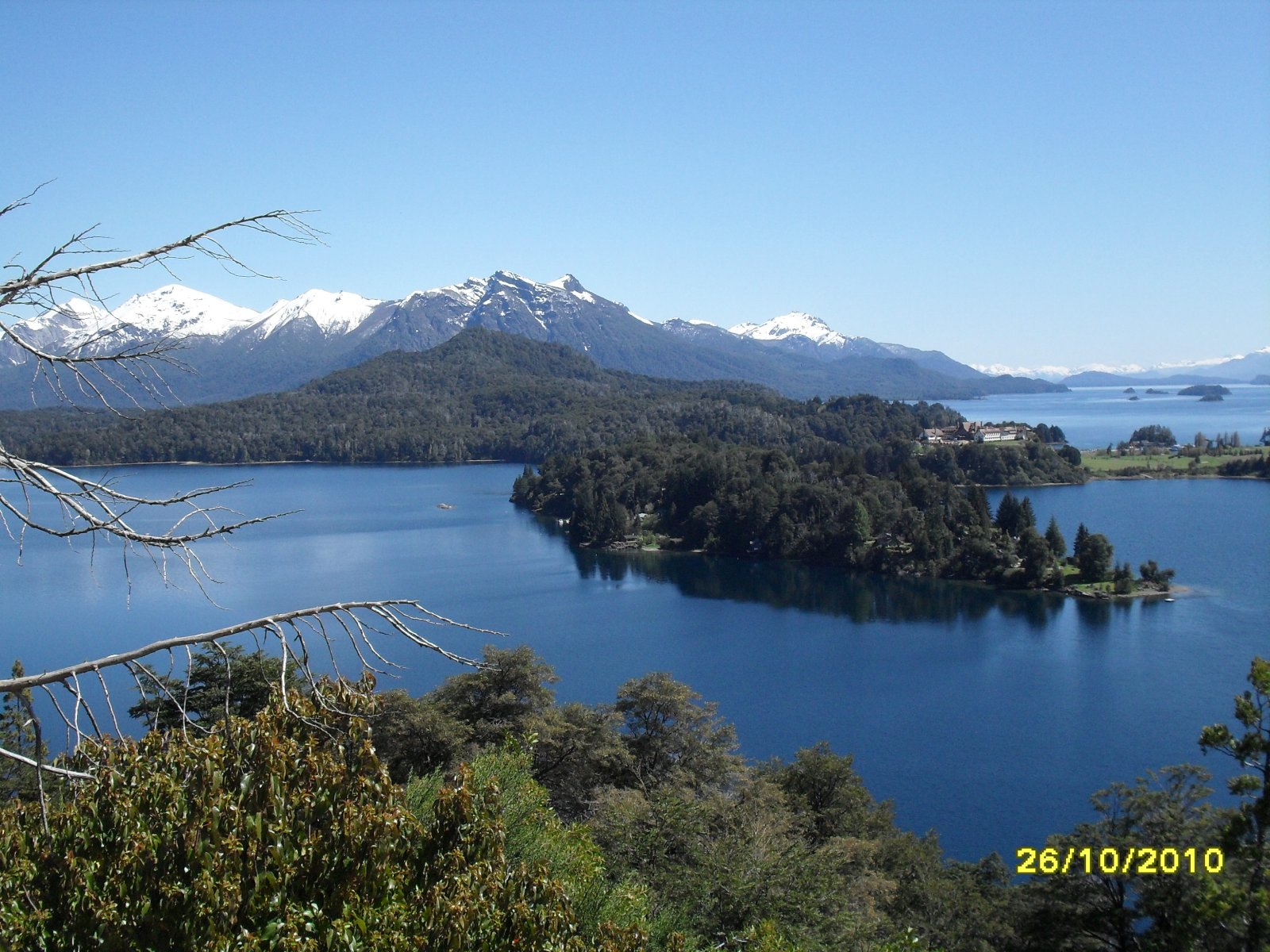 拉戈纳韦尔瓦皮在阿根廷 - Lago Nahuel Huapi | Secret World Trip Planner