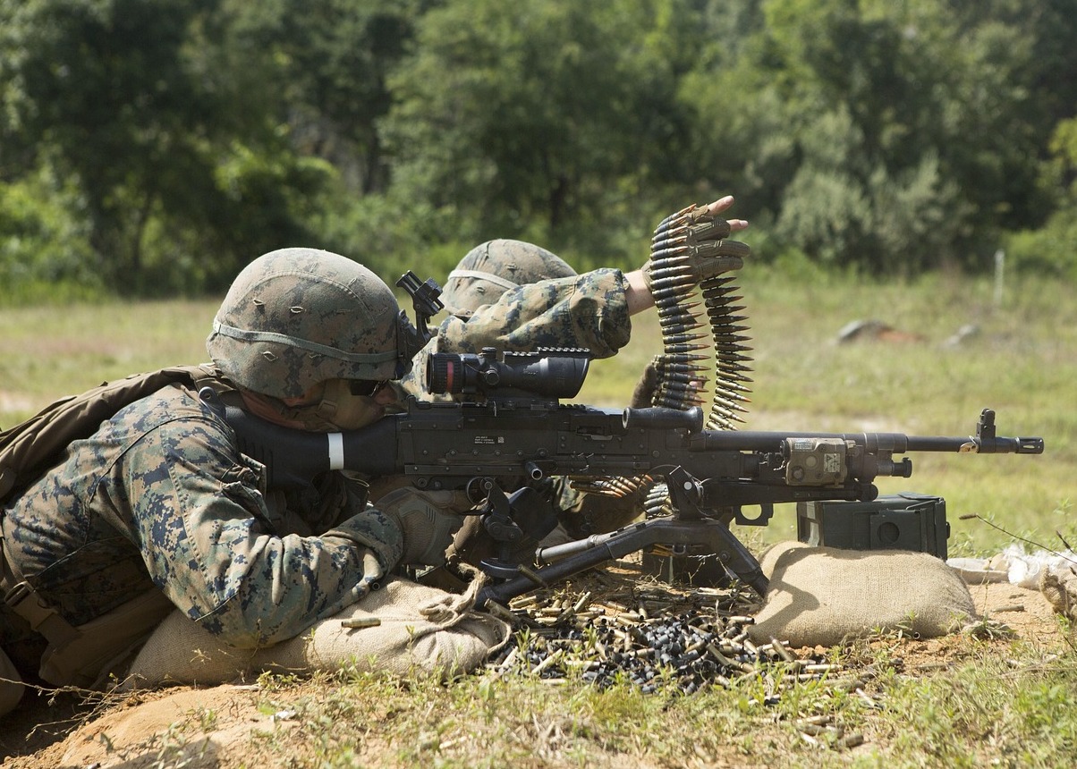 La Pistola annodata - New York | Secret World Trip Planner