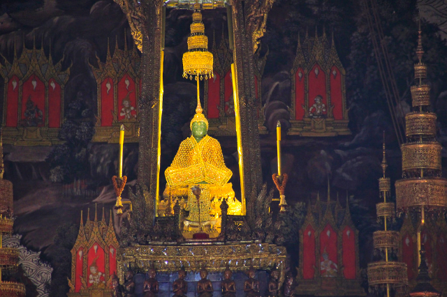 ワット・プラケオ - Khet Phra Nakhon | Secret World Trip Planner