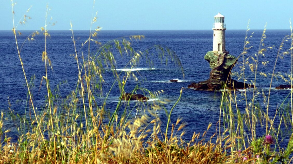 Tourlitis灯塔，希腊第一座自动灯塔 - Mar Egeo | Secret World Trip Planner